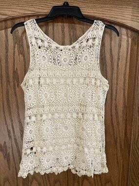 Lacy Top, Sleeveless, Cream Color, women's size M
